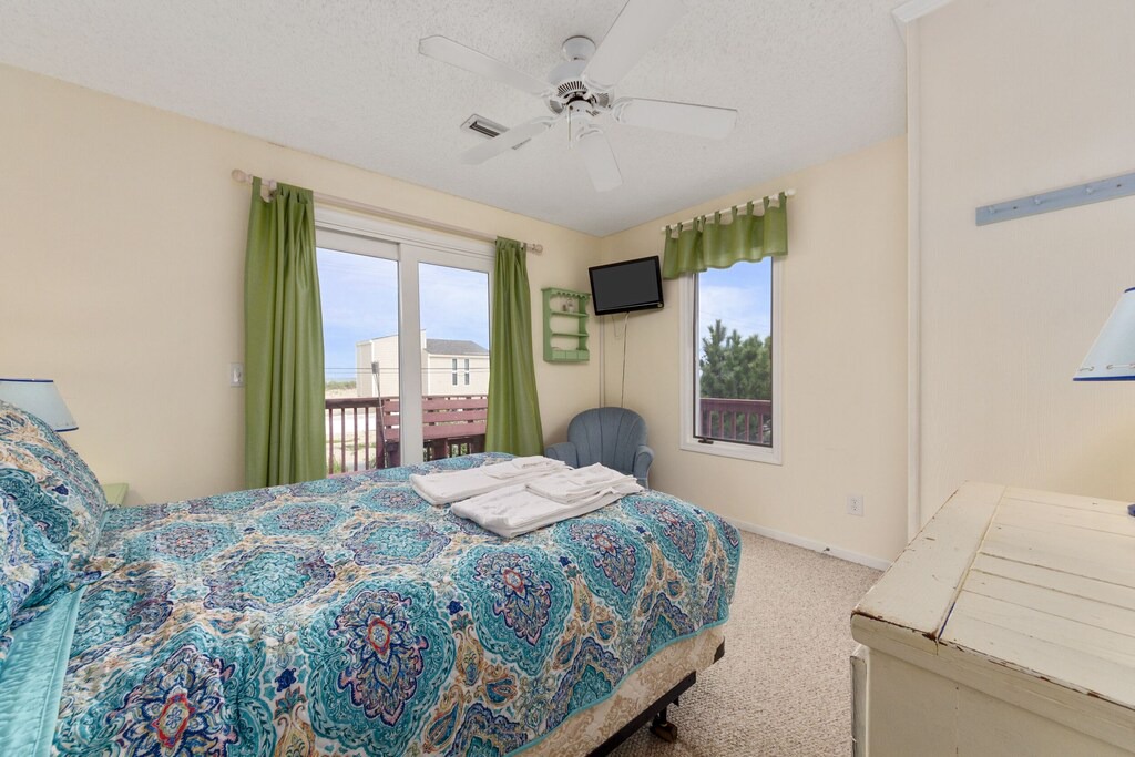 Photo of Bedroom in Sandbridge