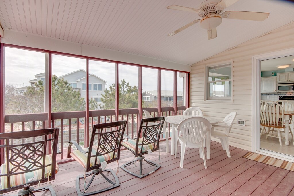 Photo of Livingroom in Sandbridge