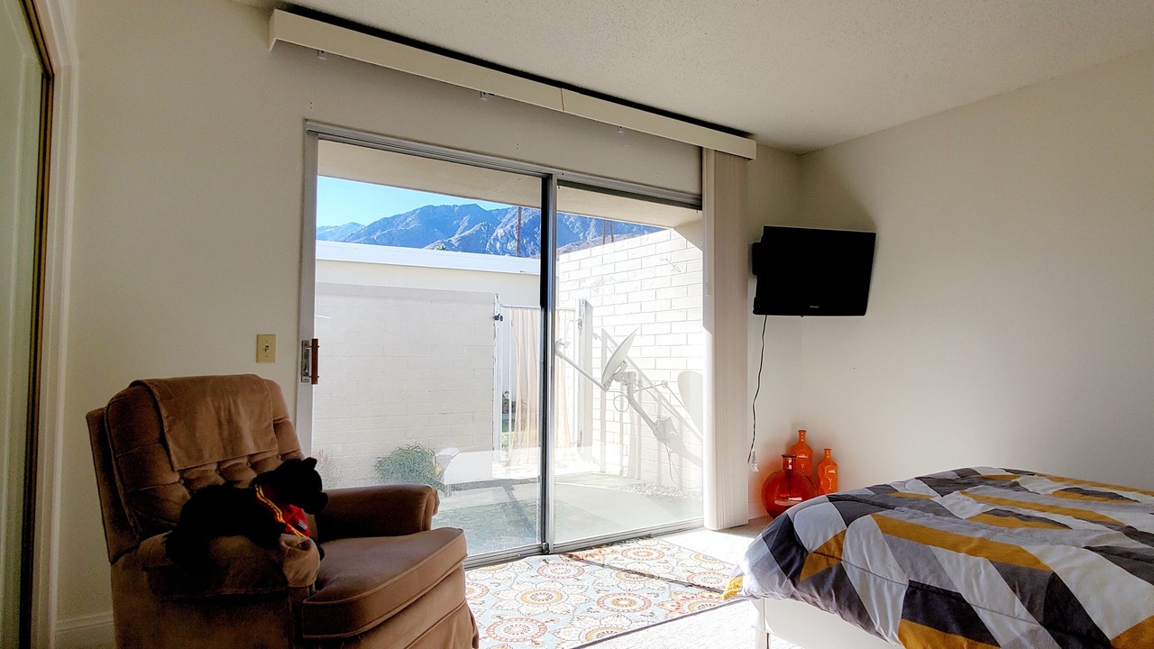 Photo of Bedroom in Indian Canyon