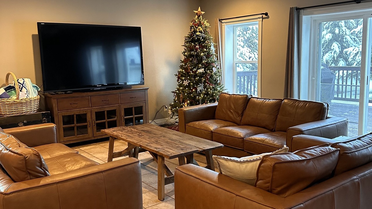 Photo of Livingroom in Bancroft