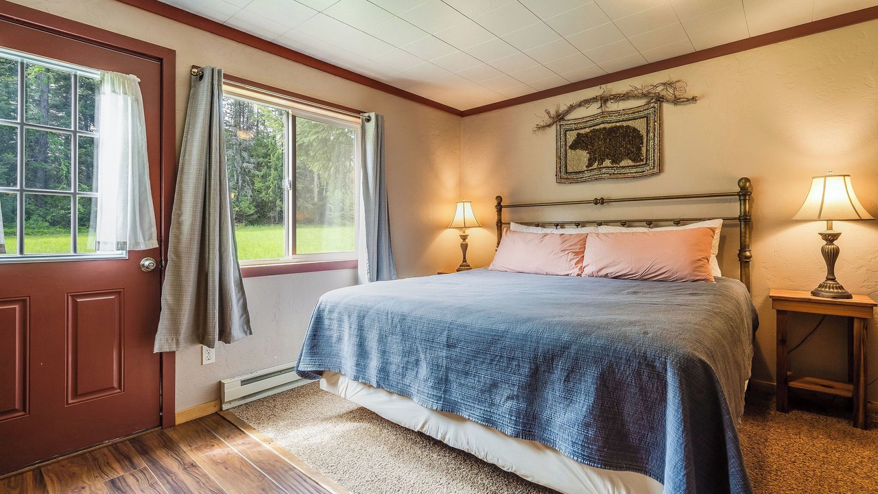 Photo of Bedroom in Martin City