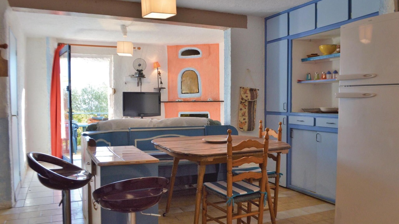 Photo of Bedroom in Serra-di-Ferro