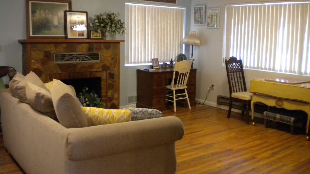 Photo of Livingroom in Glendale