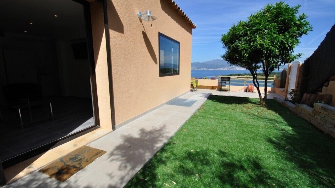 Photo of Patio Balcony in Porticcio