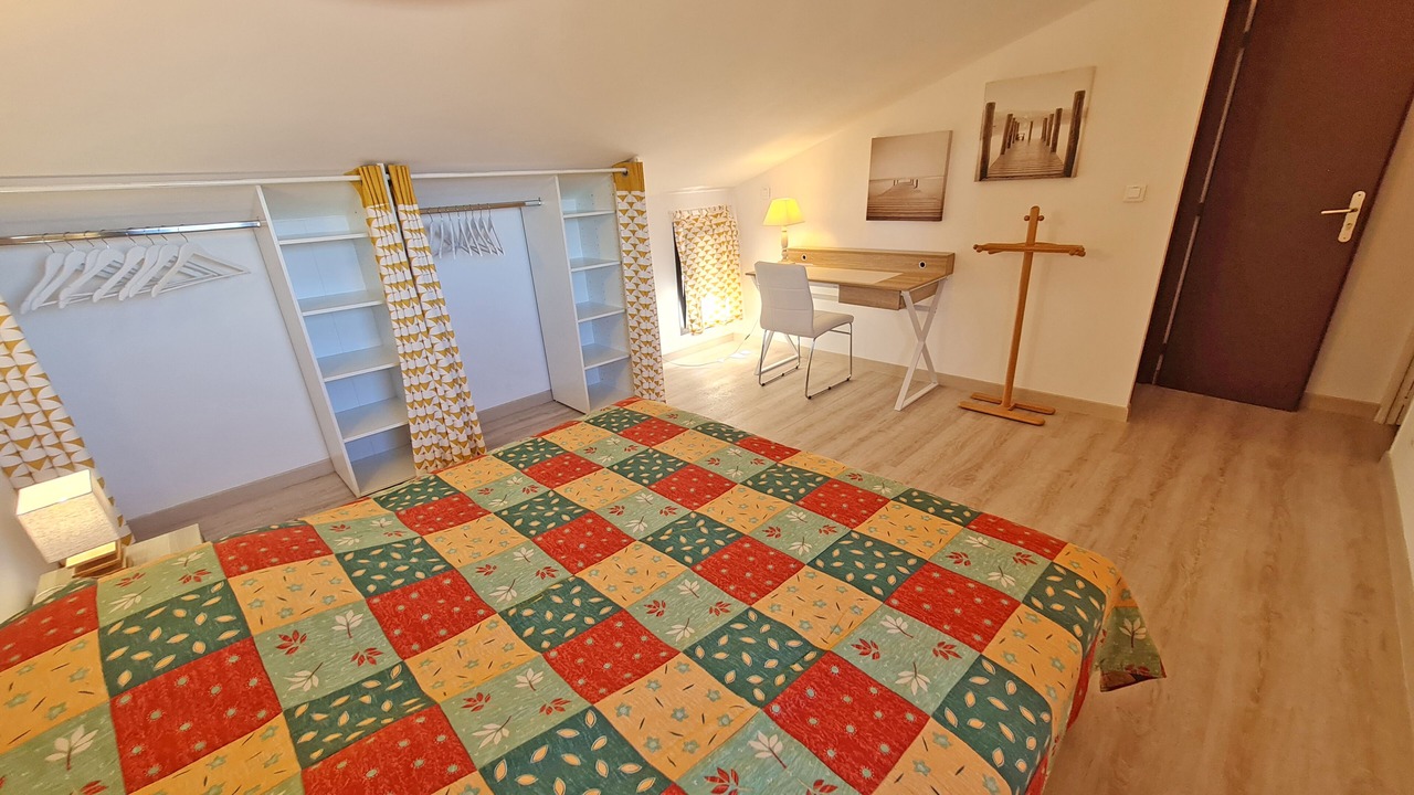 Photo of Bedroom in Porticcio