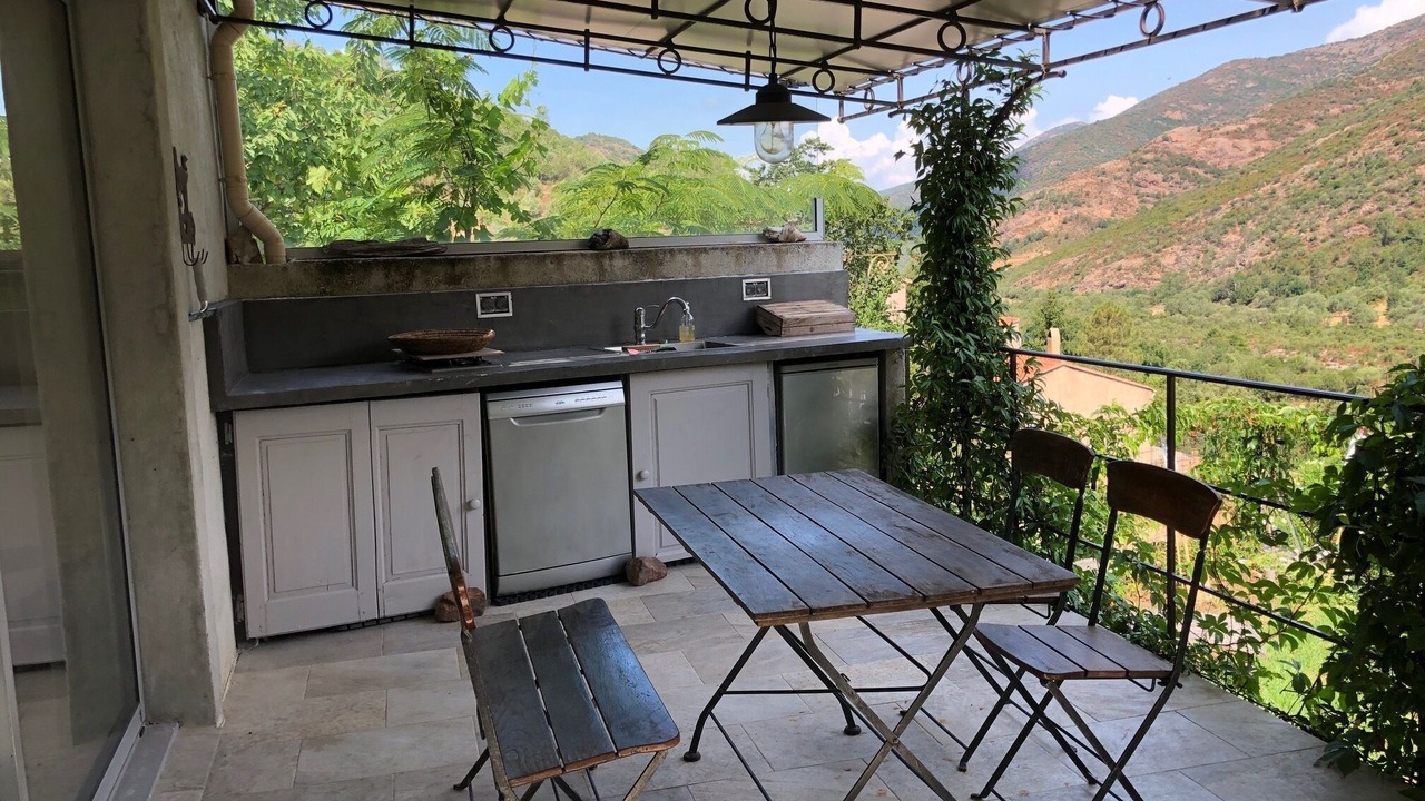 Photo of Outdoor in Manso