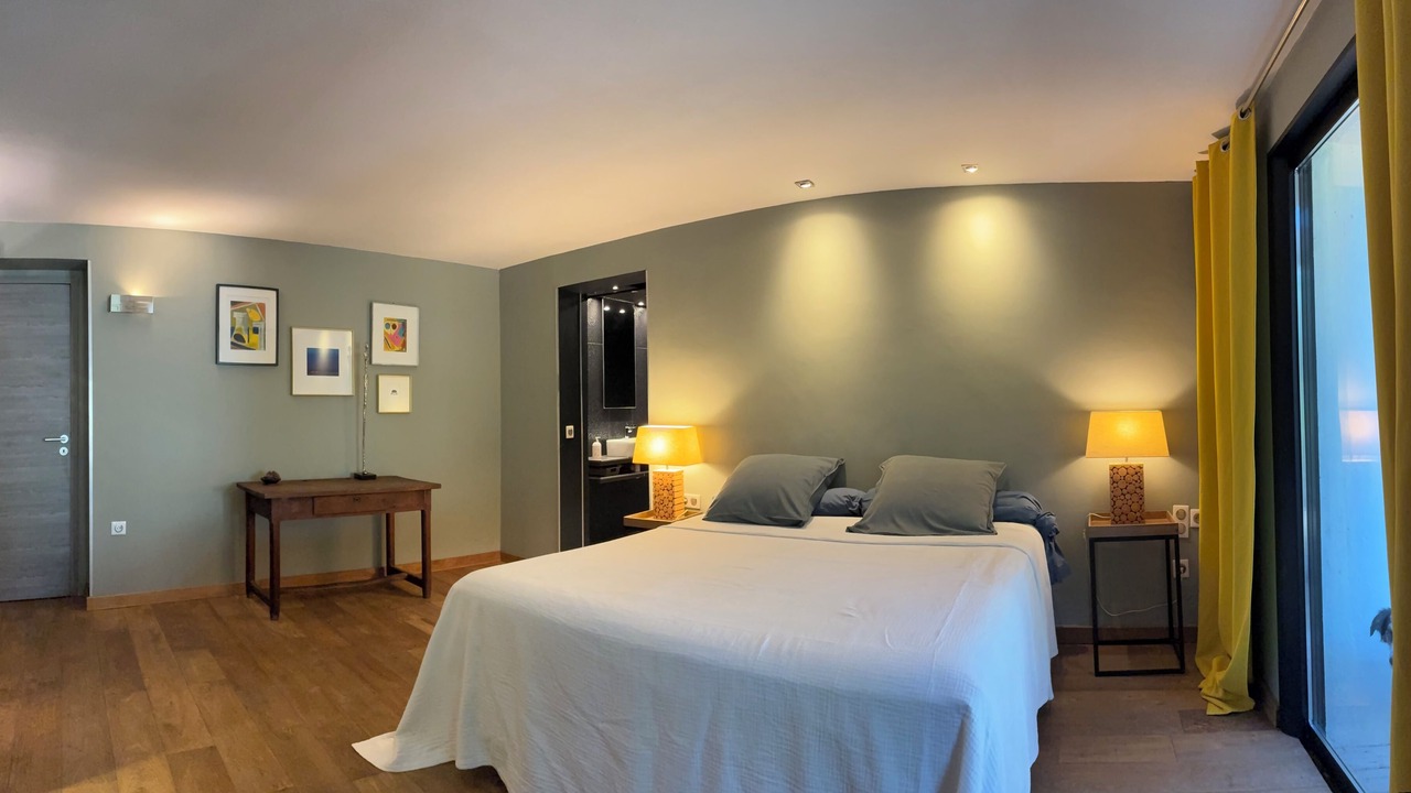 Photo of Bedroom in Oletta