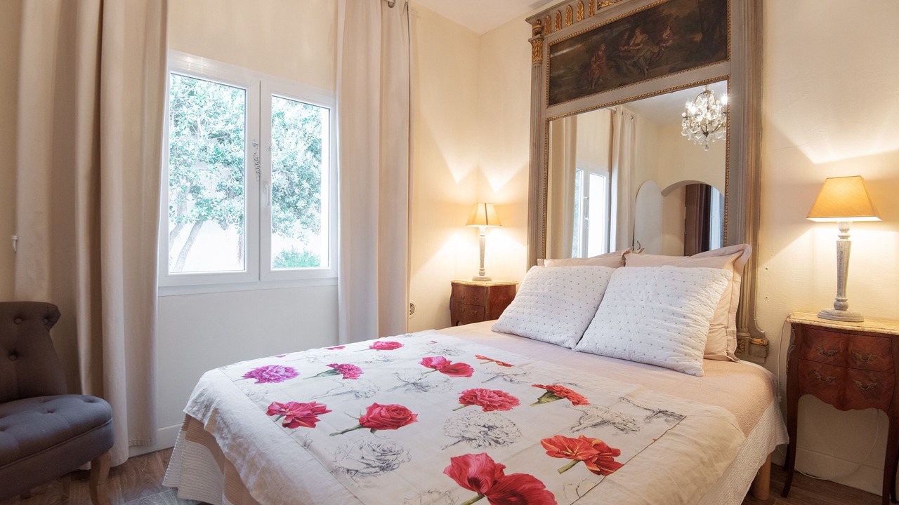 Photo of Bedroom in Calvi
