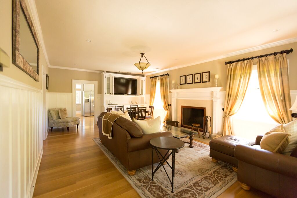 Photo of Livingroom in St. Helena