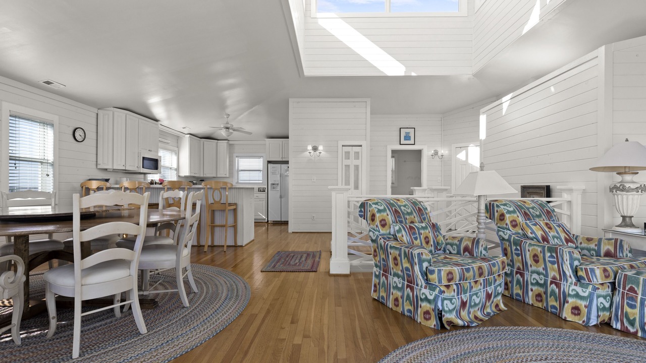 Photo of Livingroom in Atlantic Beach