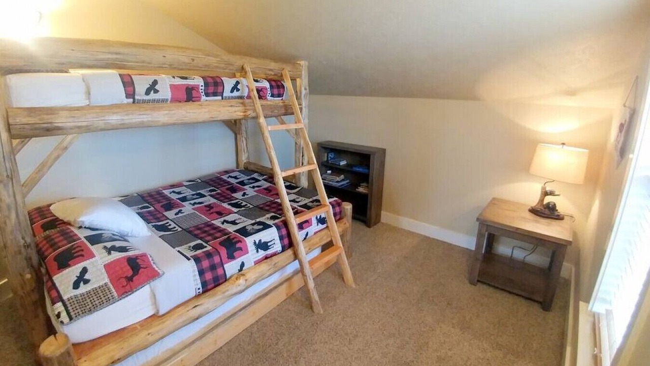 Photo of Bedroom in Tamarack Resort