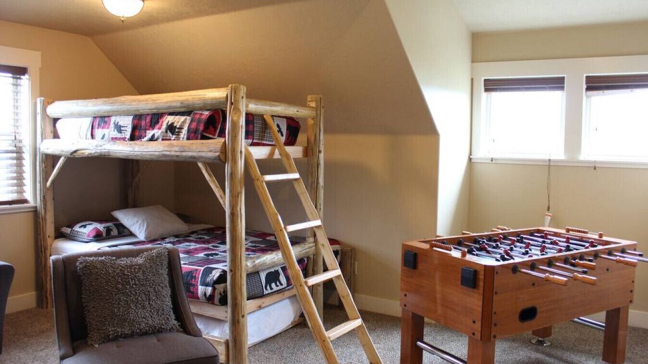 Photo of Bedroom in Tamarack Resort