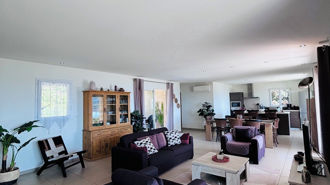Photo of Livingroom in Calcatoggio