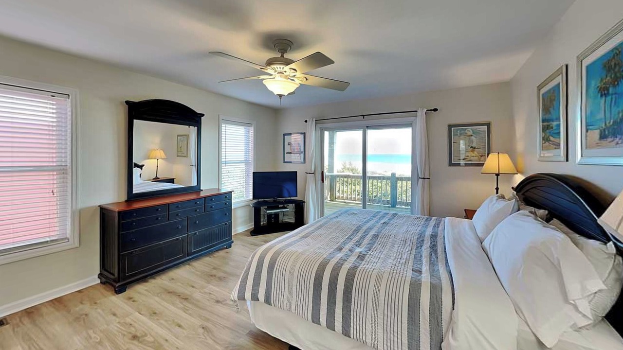 Photo of Bathroom in Topsail Beach