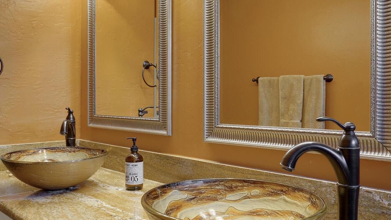 Photo of Bathroom in Palm Valley