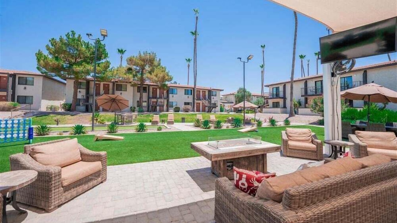 Photo of Patio Balcony in New Papago Parkway