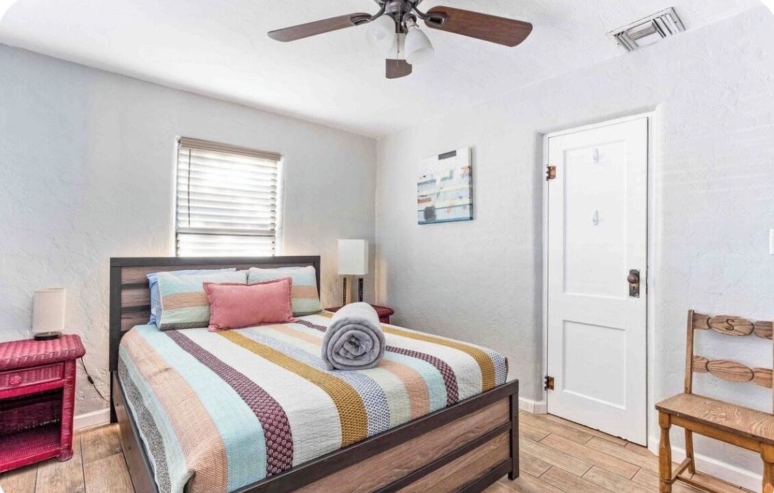 Photo of Bedroom in Peter Howell