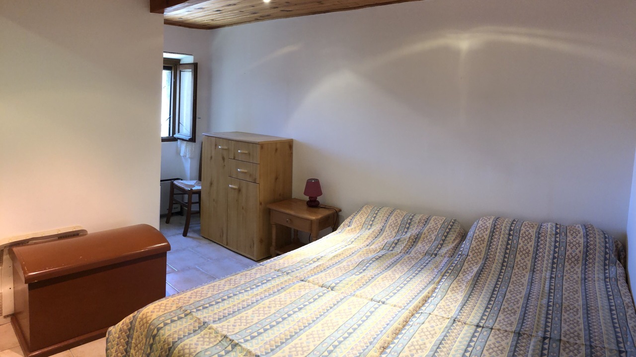 Photo of Bedroom in Evisa
