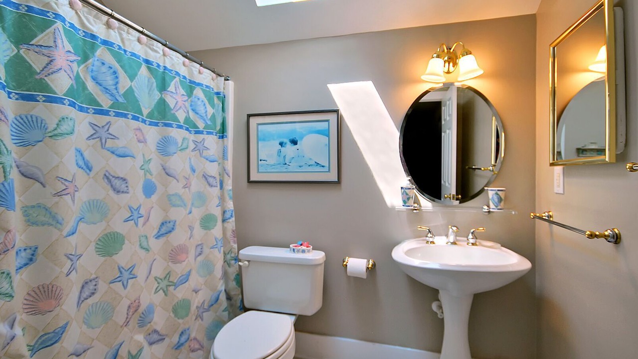 Photo of Bathroom in Isle of Palms