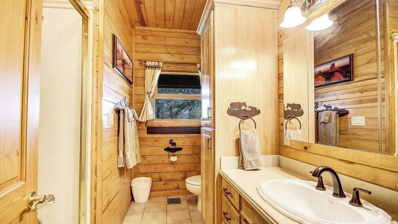 Photo of Bathroom in Williams