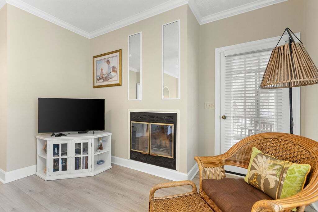 Photo of Livingroom in Seabrook Island