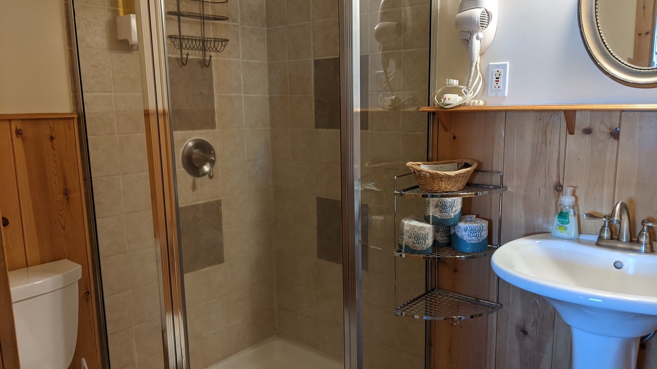 Photo of Bathroom in West Yellowstone