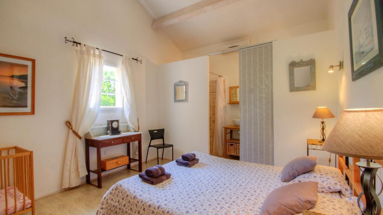 Photo of Bedroom in San-Gavino-di-Carbini