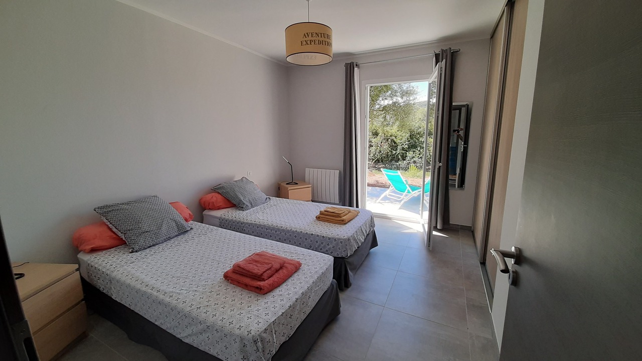 Photo of Bedroom in Farinole