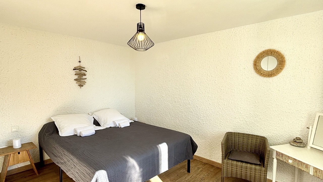 Photo of Bedroom in Sari-Solenzara