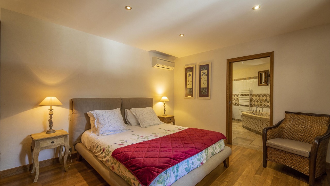 Photo of Bedroom in Bonifacio