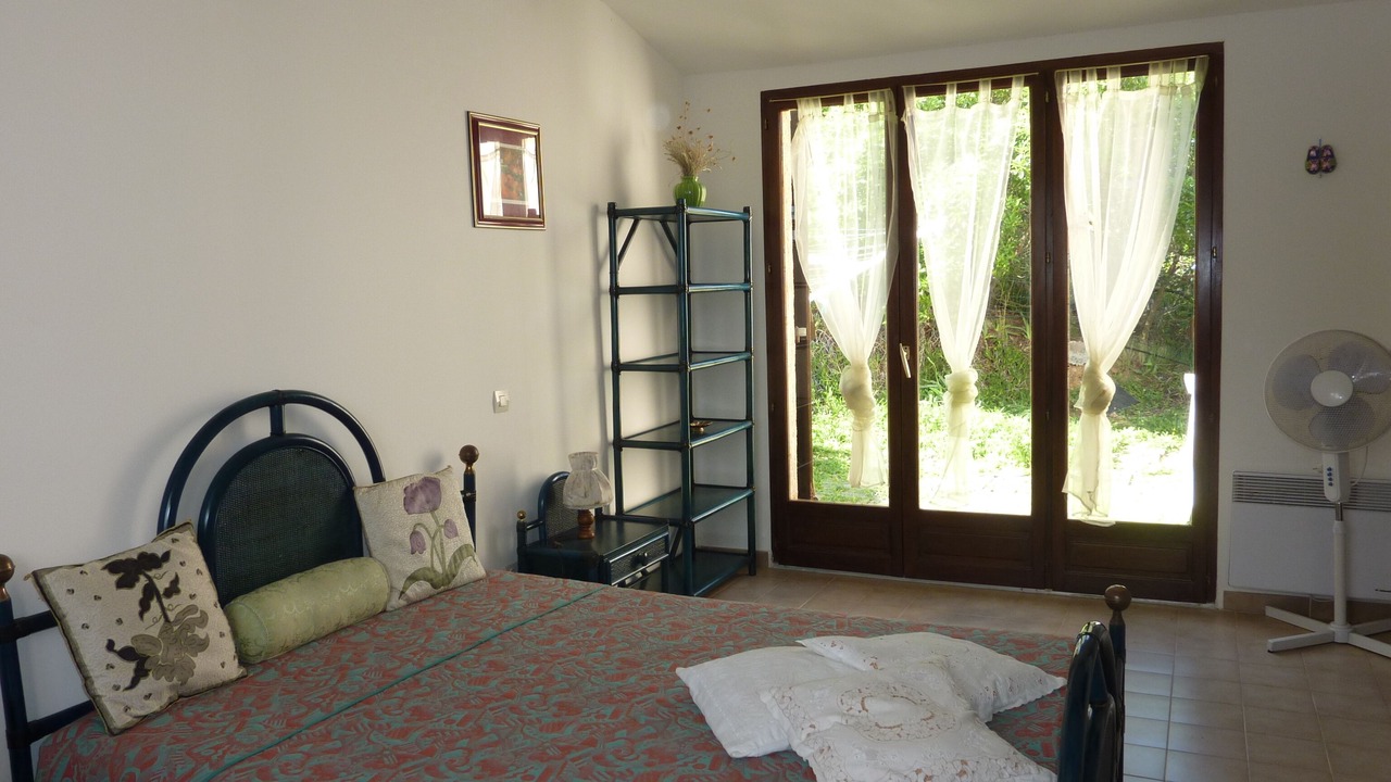 Photo of Bedroom in Algajola