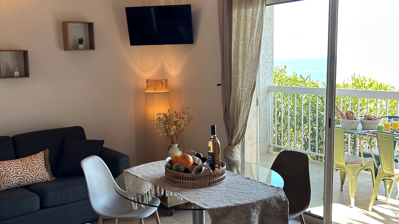 Photo of Livingroom in L'Ile-Rousse