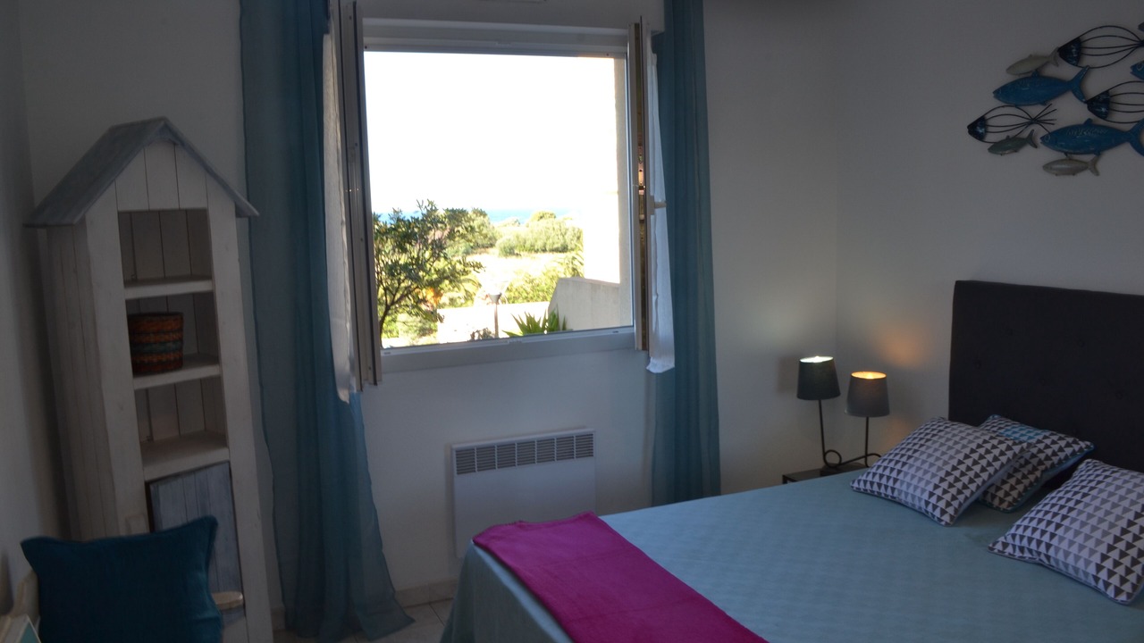 Photo of Bedroom in L'Ile-Rousse