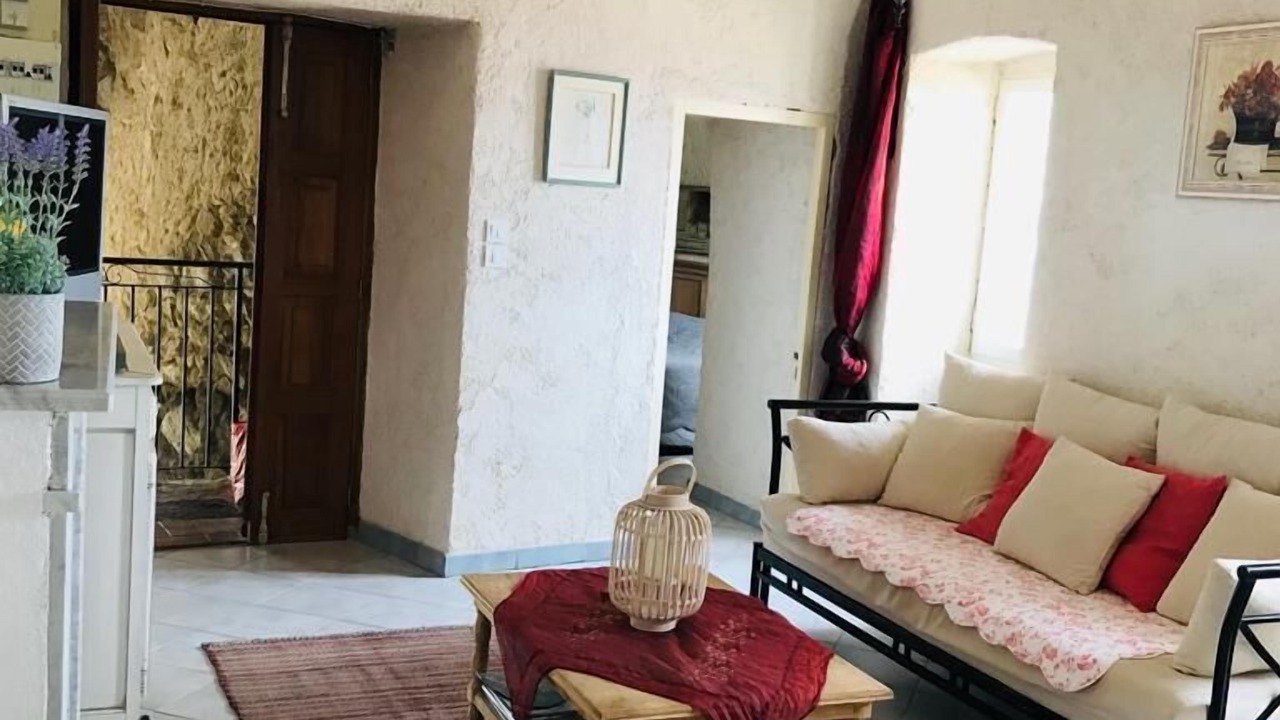 Photo of Livingroom in Lama