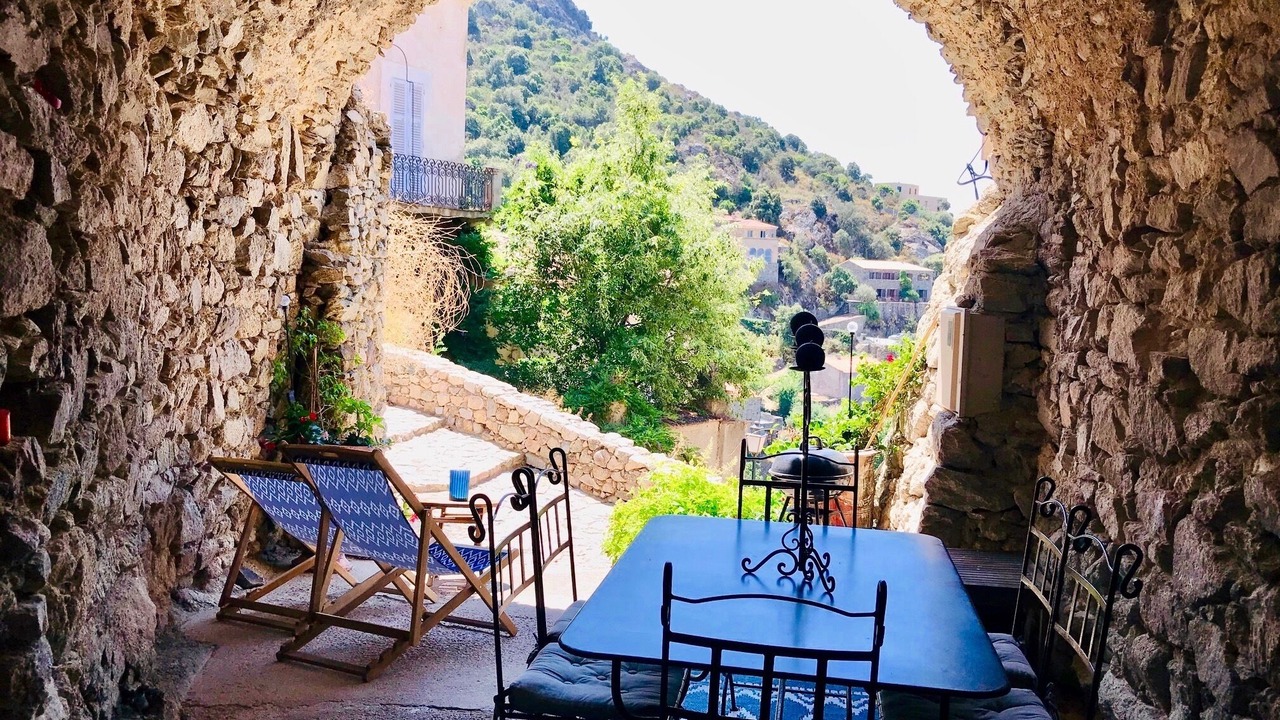 Photo of Outdoor in Lama