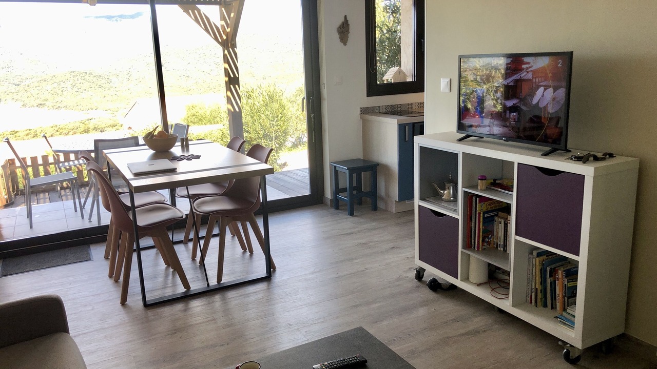Photo of Livingroom in Serra-di-Ferro