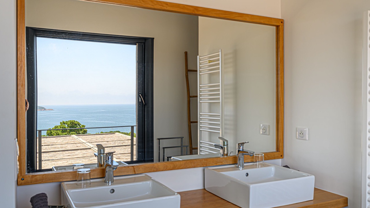 Photo of Bathroom in Pinarellu