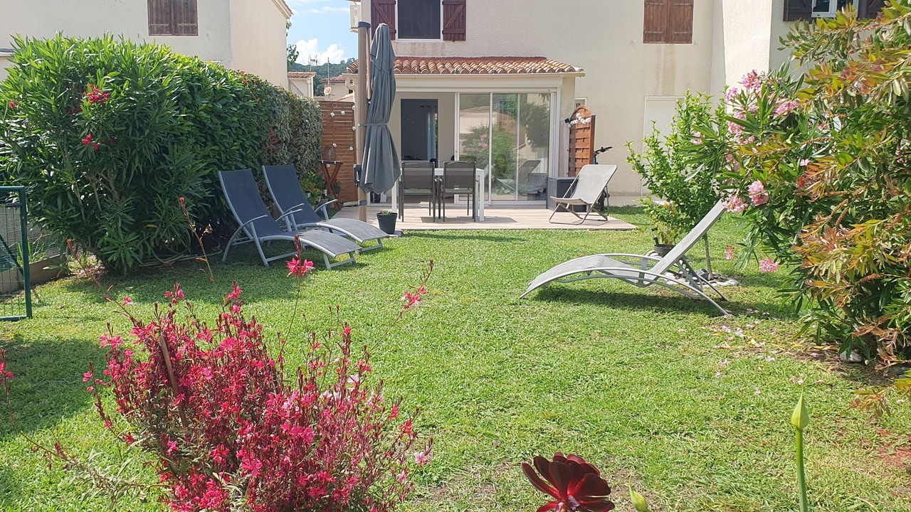 Photo of Patio Balcony in Poggio-Mezzana