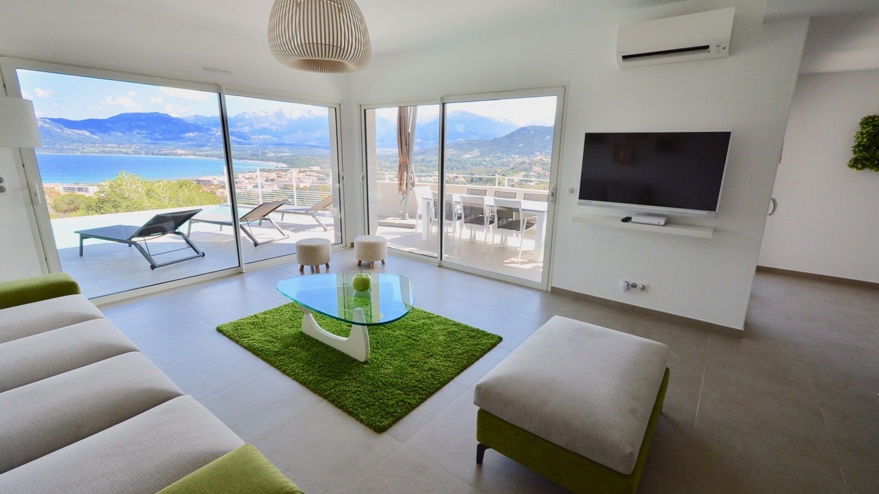 Photo of Livingroom in Calvi