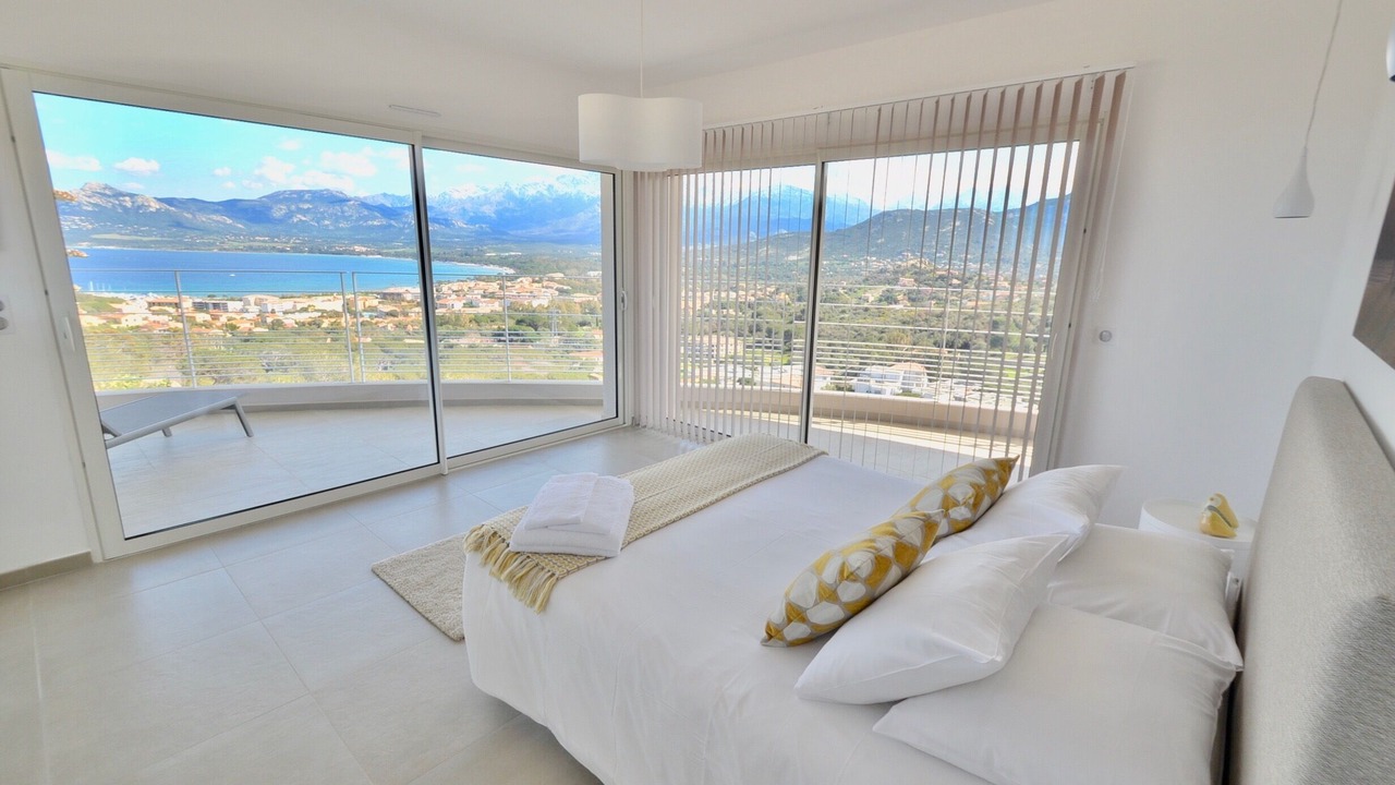 Photo of Bedroom in Calvi