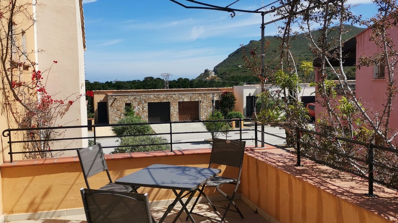 Photo of Outdoor in Lozari