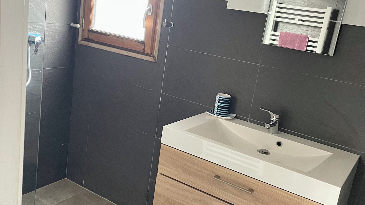 Photo of Bathroom in Pinarellu