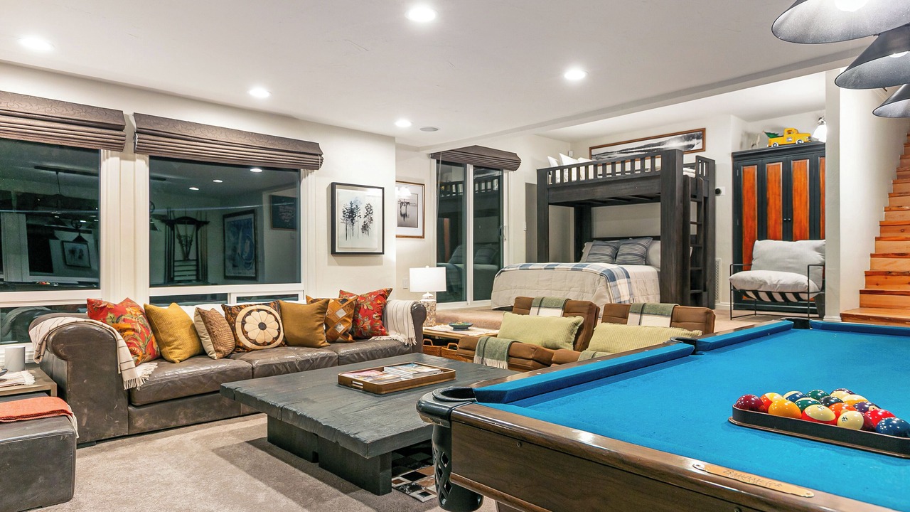 Photo of Bedroom in Lake Arrowhead