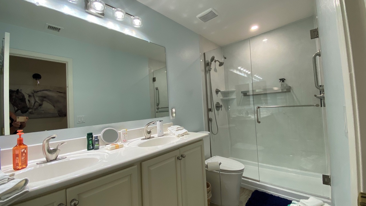 Photo of Bathroom in Villages At Queen Creek