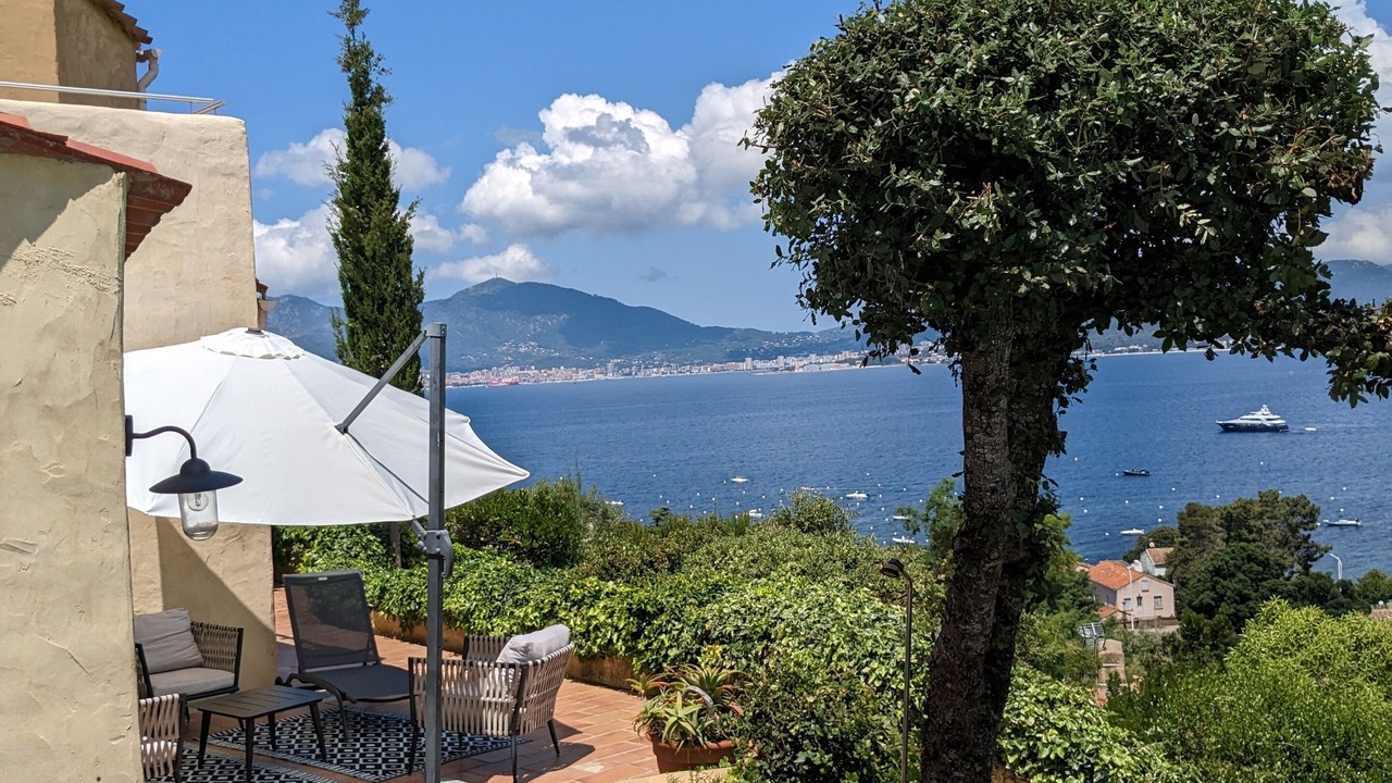 Photo of Patio Balcony in Porticcio