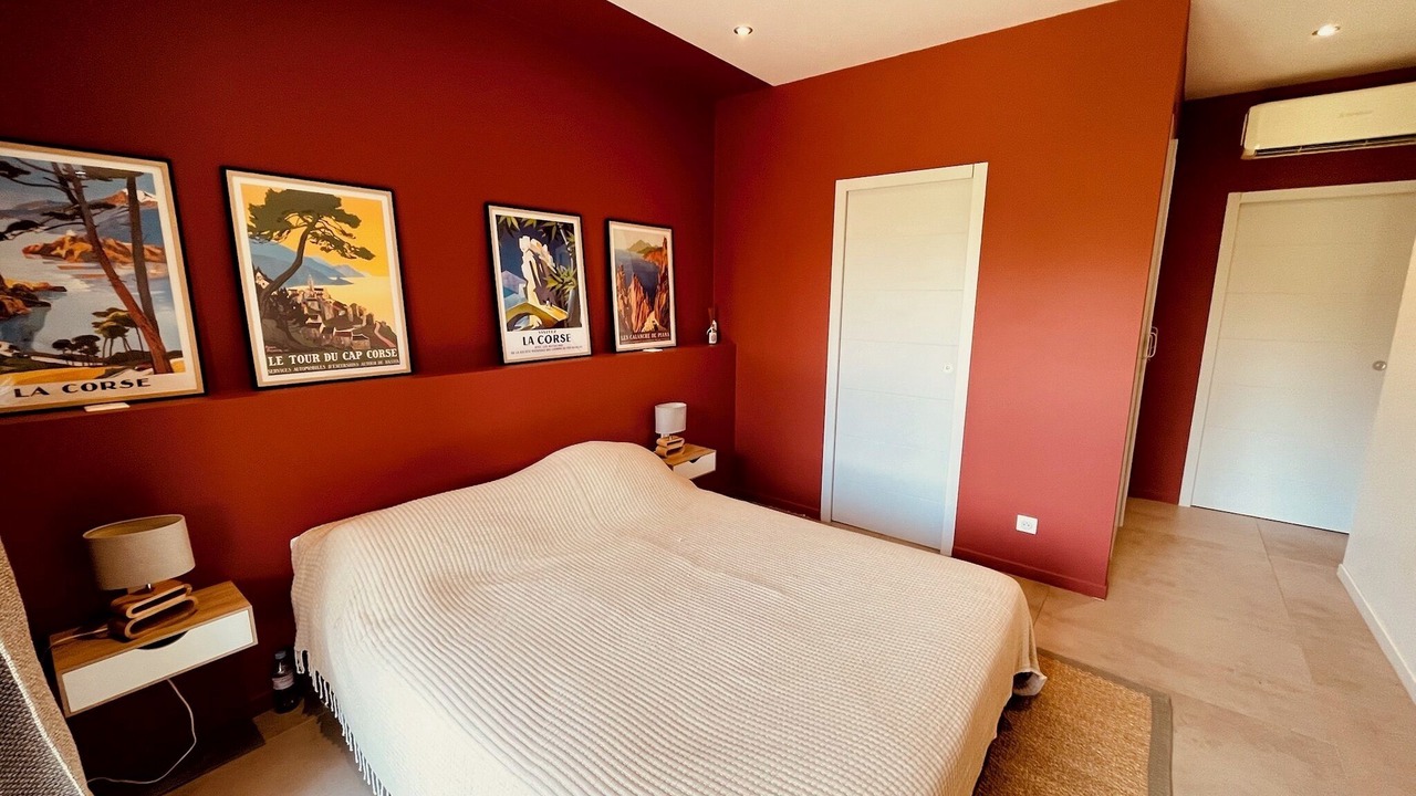 Photo of Bedroom in Lecci