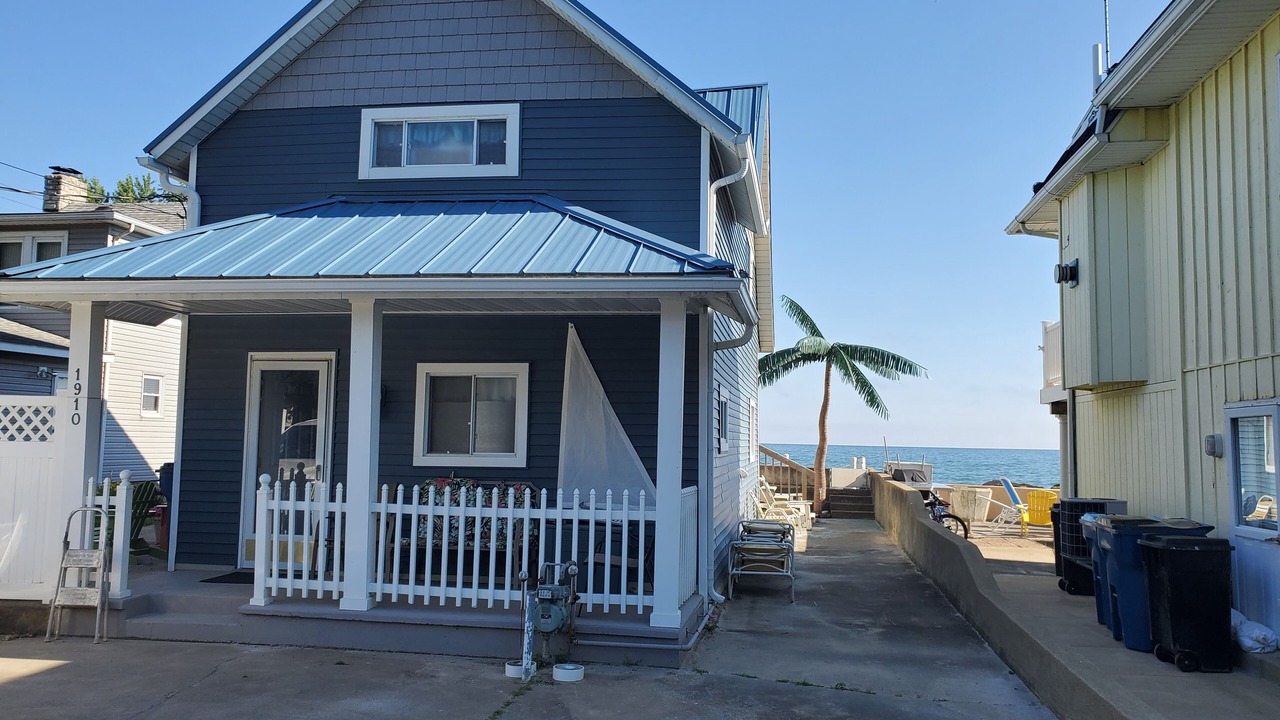 Photo of Outdoor in Huron