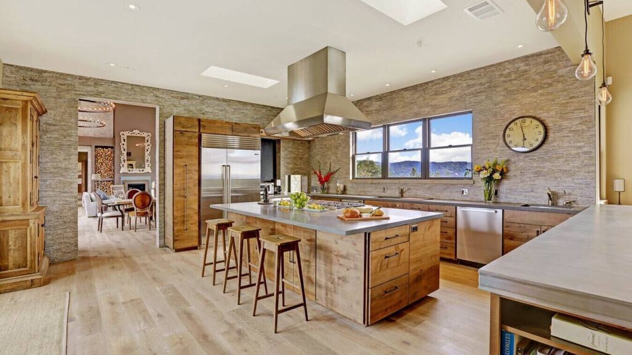 Photo of Kitchen in St. Helena
