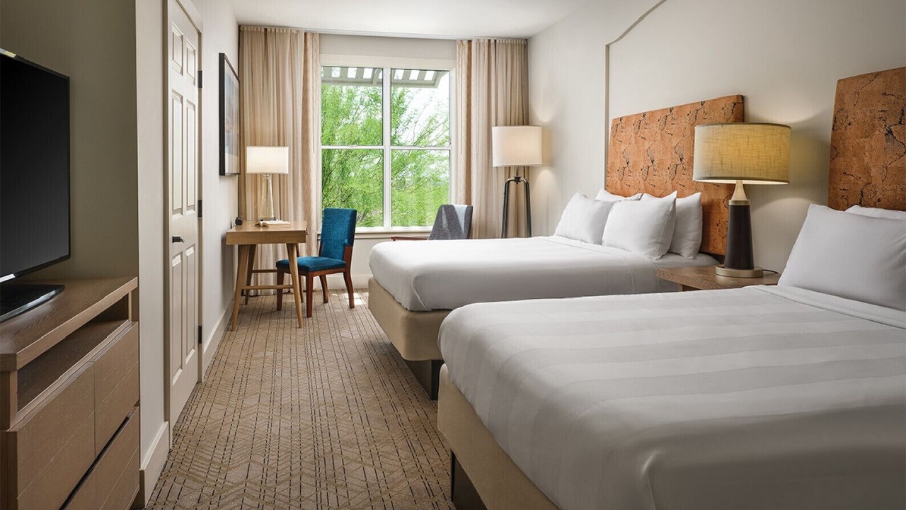 Photo of Bedroom in Desert Ridge