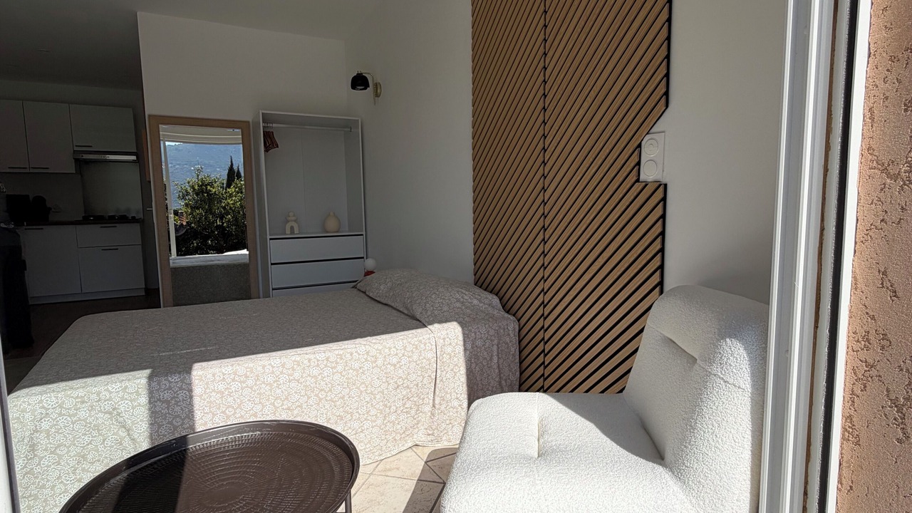 Photo of Bedroom in L'Ile-Rousse